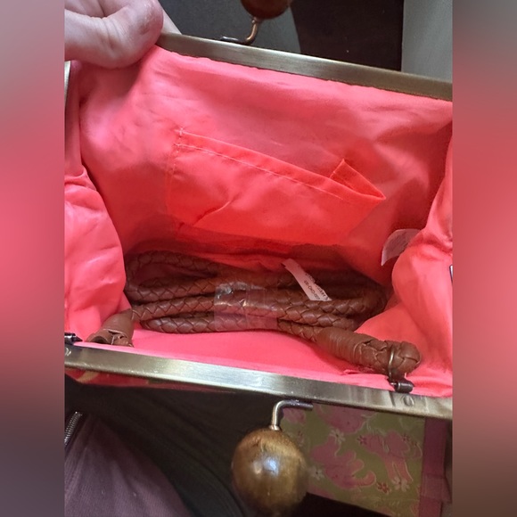 NWOT Tropical Clutch - Picture 5 of 6